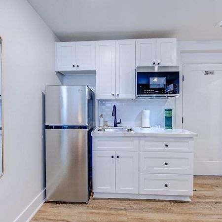 Roaring Tigers Studio Apartment Galveston Exteriér fotografie