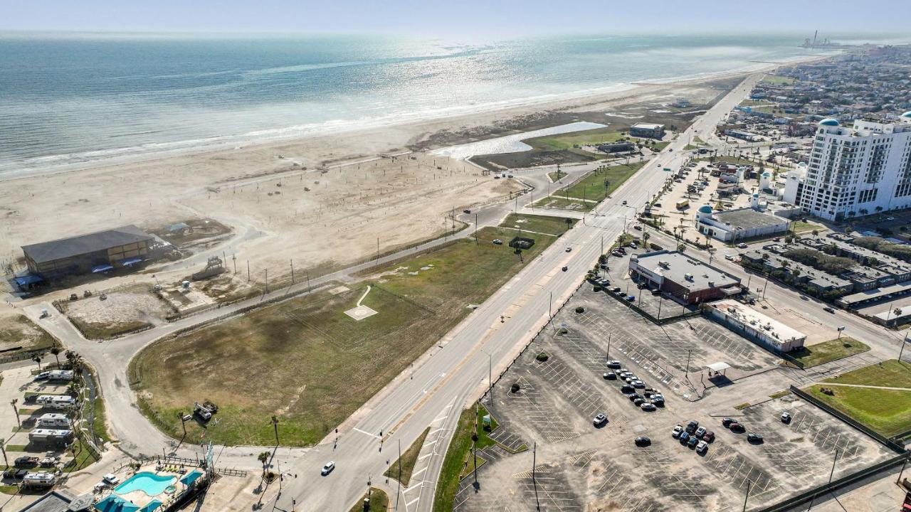 Roaring Tigers Studio Apartment Galveston Exteriér fotografie