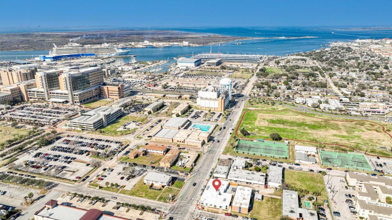 Roaring Tigers Studio Apartment Galveston Exteriér fotografie